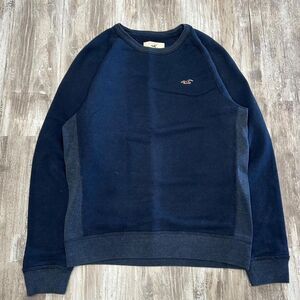 Hollister Men's y2k streetwear vintage athletic navy blue crewneck long sleeve p